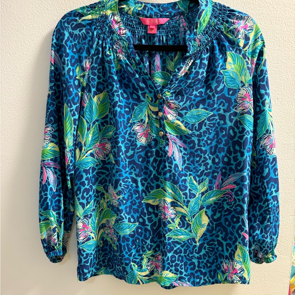 Lilly Pulitzer Teal Blue Floral-Print Smocked-Neck Blouse silk